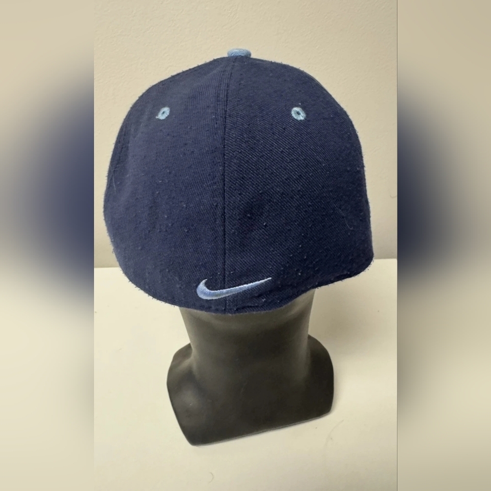 University of North Carolina Tar Heels Nike True - Fitted Hat Cap Med Flat Bill - Picture 2 of 4